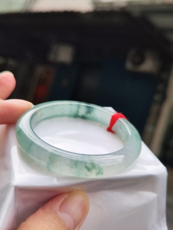 💎天然緬甸玉A貨 玻璃種飄花正圈手鐲 💎