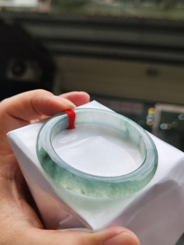 💎天然緬甸玉A貨 玻璃種飄花正圈手鐲 💎