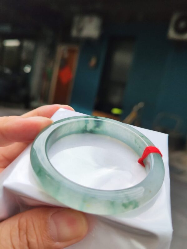 💎天然緬甸玉A貨 玻璃種飄花正圈手鐲 💎