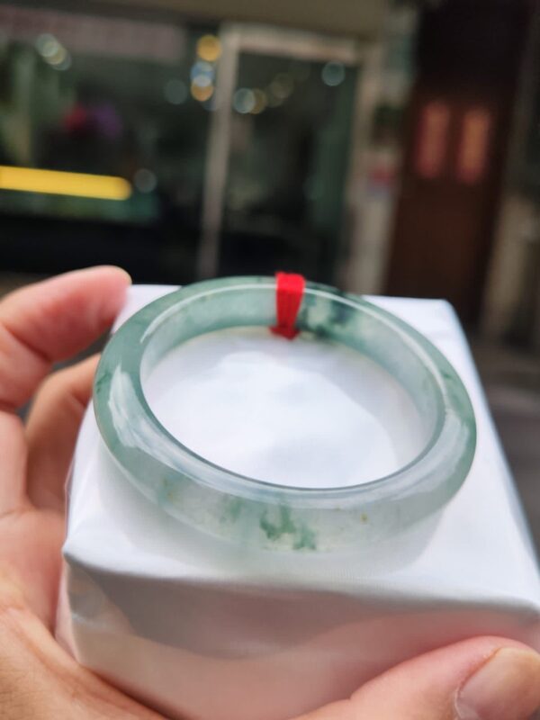 💎天然緬甸玉A貨 玻璃種飄花正圈手鐲 💎