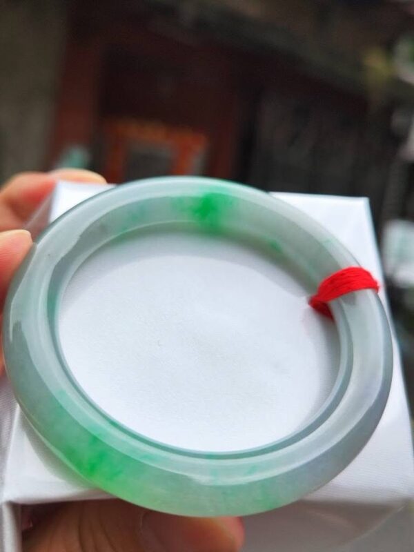 🌸 淡紫羅蘭春彩圓骨正圈手鐲｜天然緬甸玉A貨 🌸