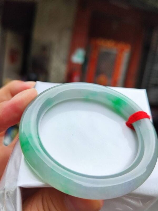 🌸 淡紫羅蘭春彩圓骨正圈手鐲｜天然緬甸玉A貨 🌸