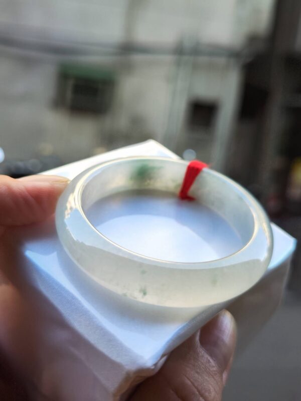 💎天然緬甸玉A貨 冰種放光飄花正圈手鐲 💎