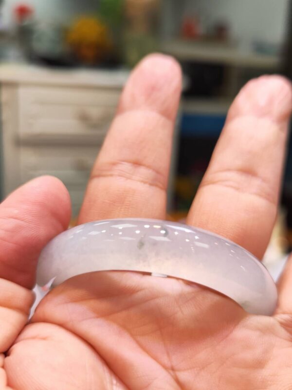 💎天然緬甸玉A貨 冰種放光飄花正圈手鐲 💎