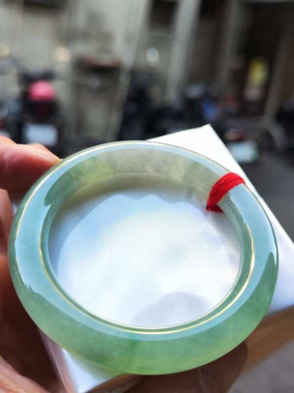 🔥 冰種滿綠粗圓骨 正圈手鐲 🔥
✨天然緬甸玉A貨 ✨