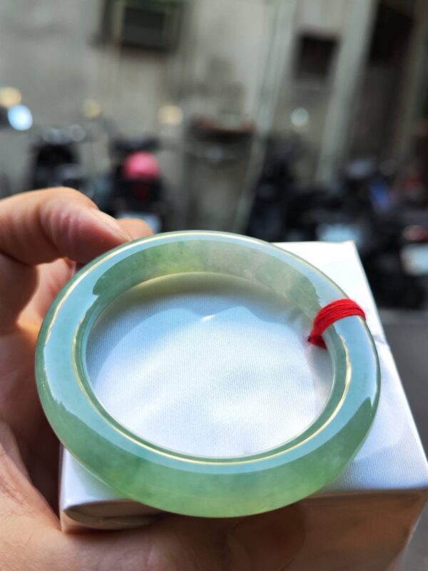 🔥 冰種滿綠粗圓骨 正圈手鐲 🔥
✨天然緬甸玉A貨 ✨