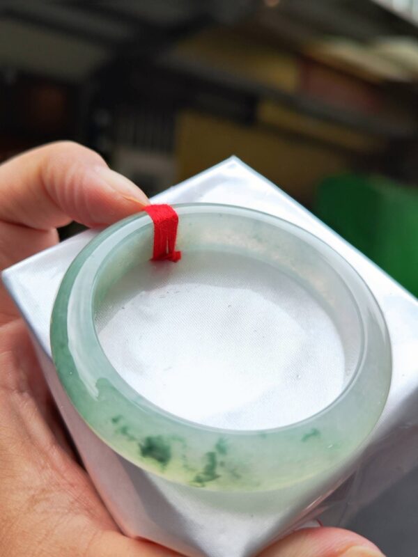 💎天然緬甸玉A貨 冰種飄綠花正圈手鐲 💎