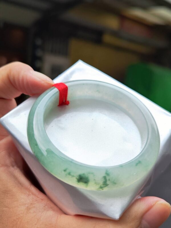 💎天然緬甸玉A貨 冰種飄綠花正圈手鐲 💎