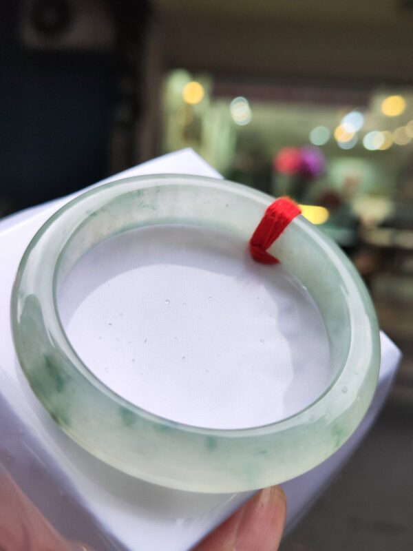 ✨ 放光玻璃種飄花正圈手鐲 ✨