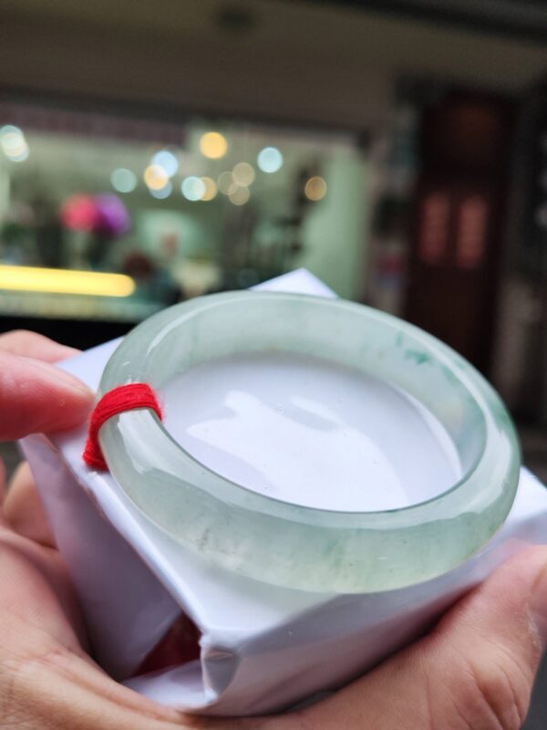 ✨ 放光玻璃種飄花正圈手鐲 ✨