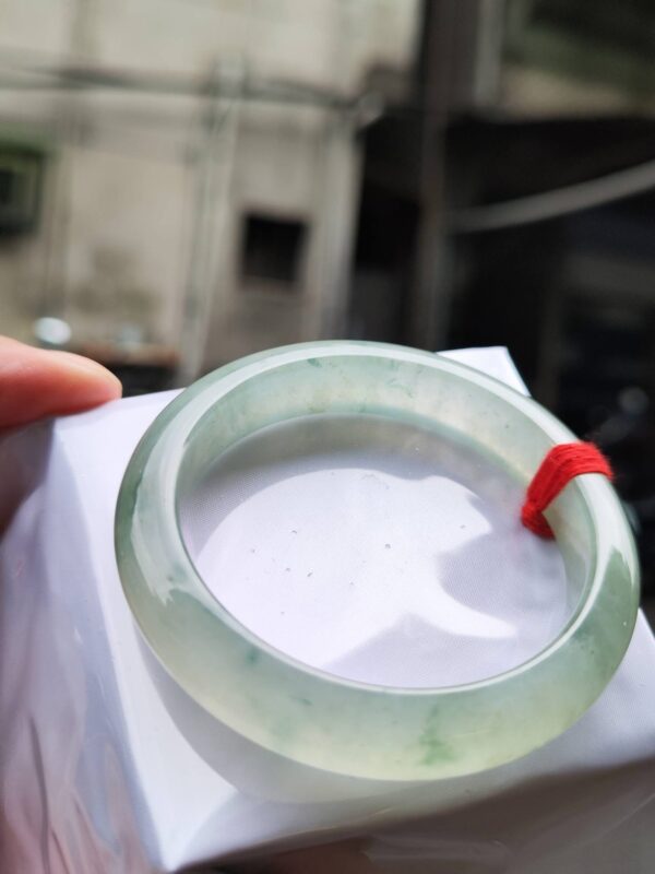 ✨ 放光玻璃種飄花正圈手鐲 ✨