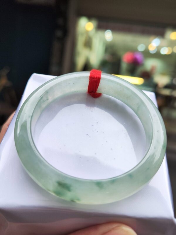 ✨ 放光玻璃種飄花正圈手鐲 ✨