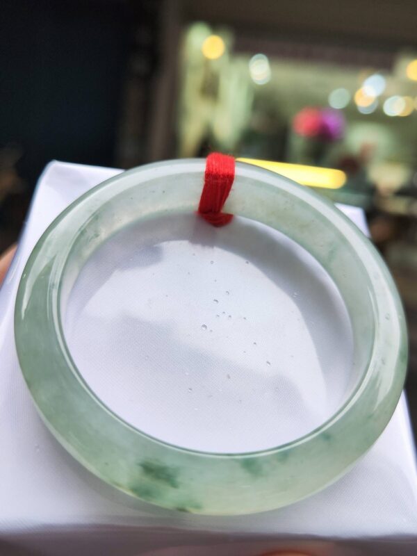 ✨ 放光玻璃種飄花正圈手鐲 ✨