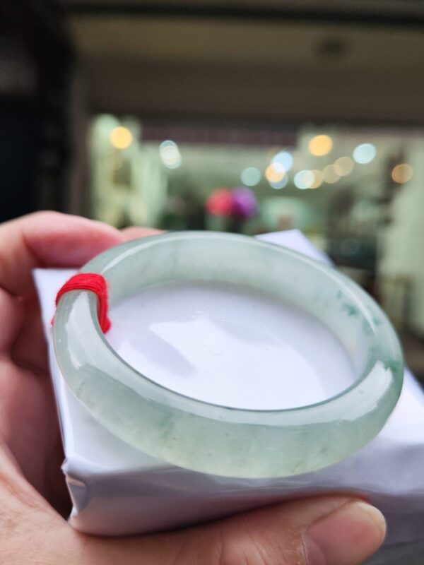 ✨ 放光玻璃種飄花正圈手鐲 ✨