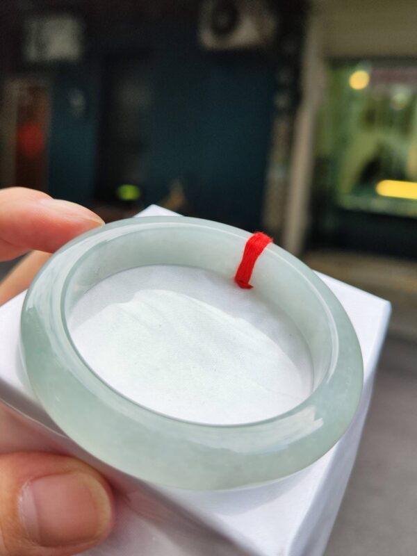 🌸  冰種白月光正圈厚庄手鐲  天然緬甸玉A貨 🌸