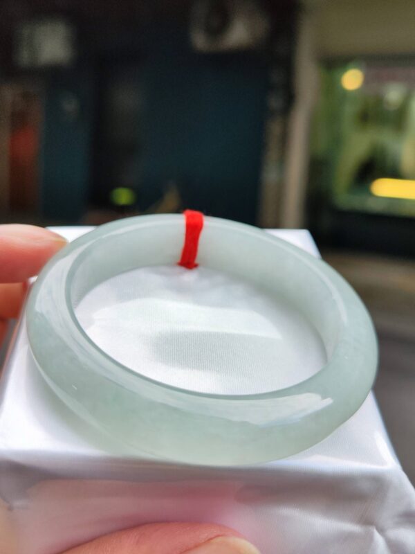 🌸  冰種白月光正圈厚庄手鐲  天然緬甸玉A貨 🌸