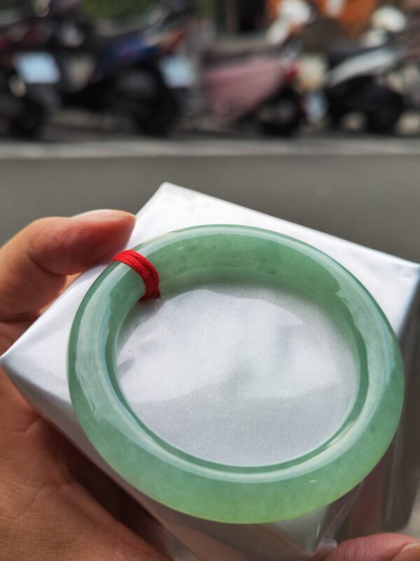 🌸  冰種滿綠正圈圓骨手鐲  天然緬甸玉A貨 🌸