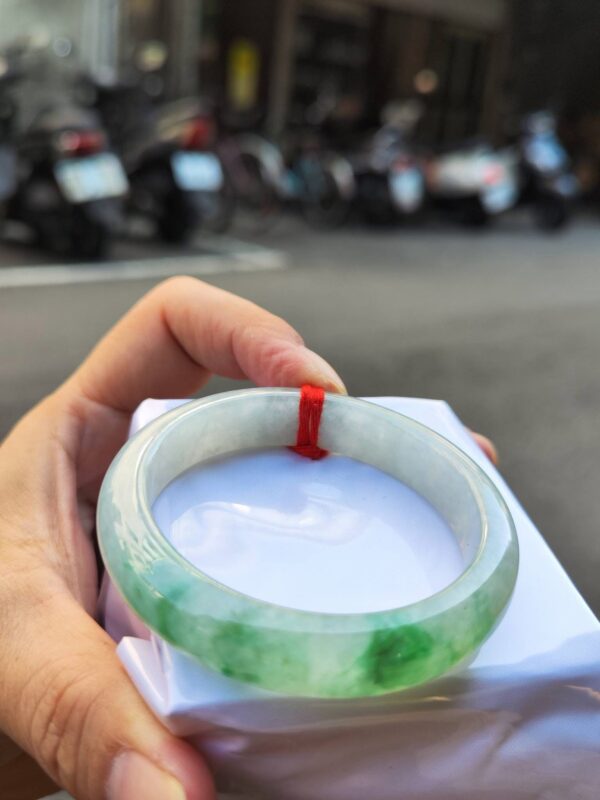 🌸 飄陽綠正圈手鐲 天然緬甸玉A貨 🌸