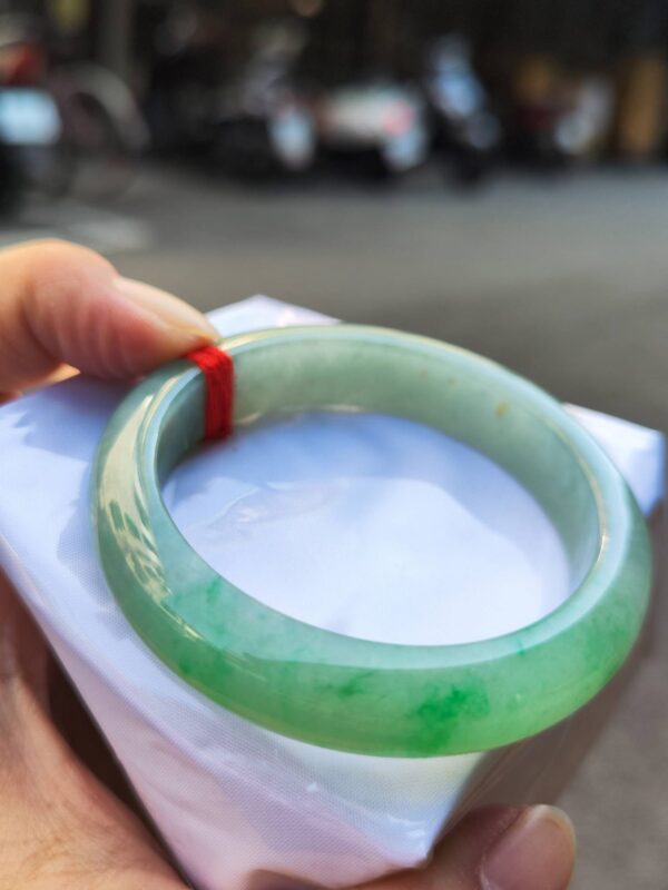 img_9315-2 🌸 飄陽綠正圈手鐲 天然緬甸玉A貨 🌸