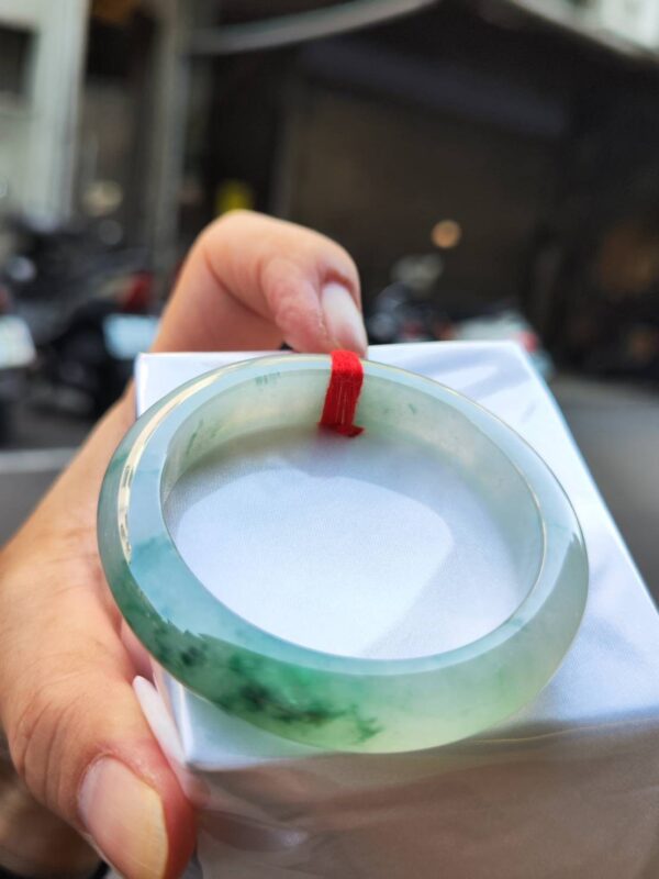 img_9331-2 🌸 冰種飄綠正圈手鐲 天然緬花甸玉A貨 🌸