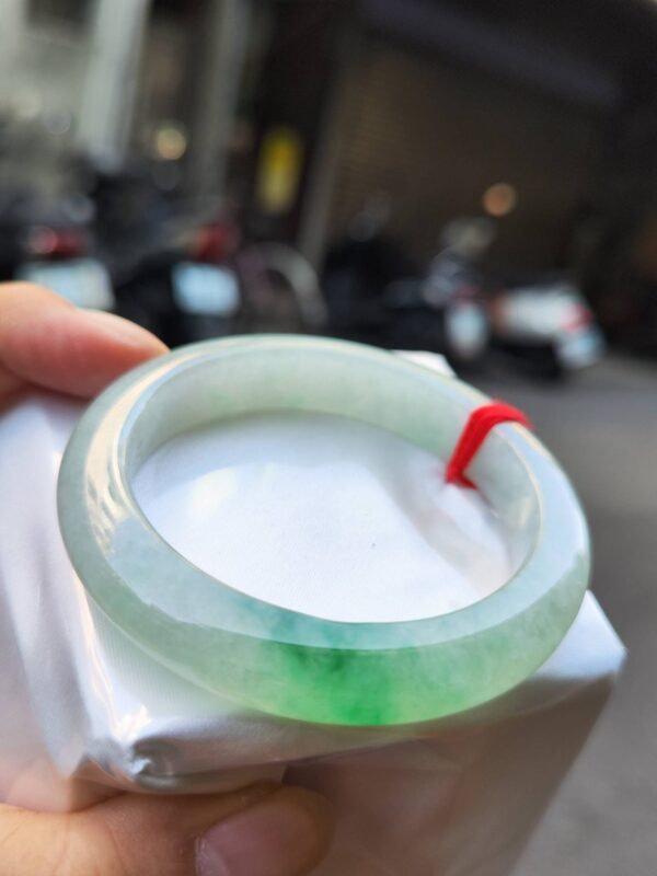 🌸  冰種飄陽綠正圈手鐲  天然緬甸玉A貨 🌸