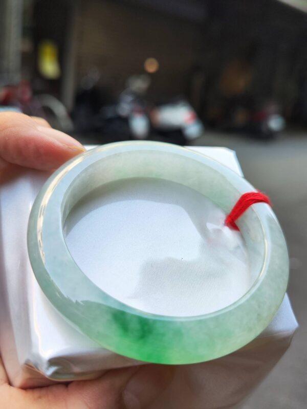 🌸  冰種飄陽綠正圈手鐲  天然緬甸玉A貨 🌸