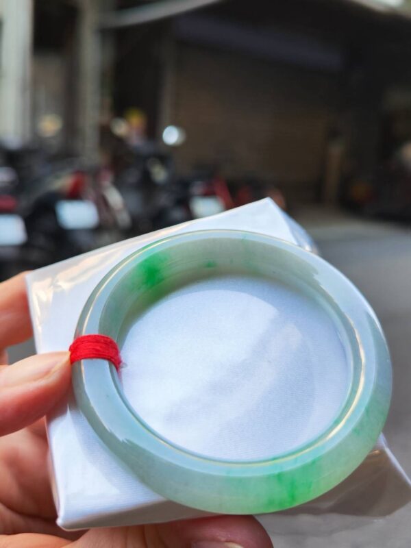 🌸  淡紫羅蘭春彩正圈圓骨手鐲  天然緬甸玉A貨 🌸