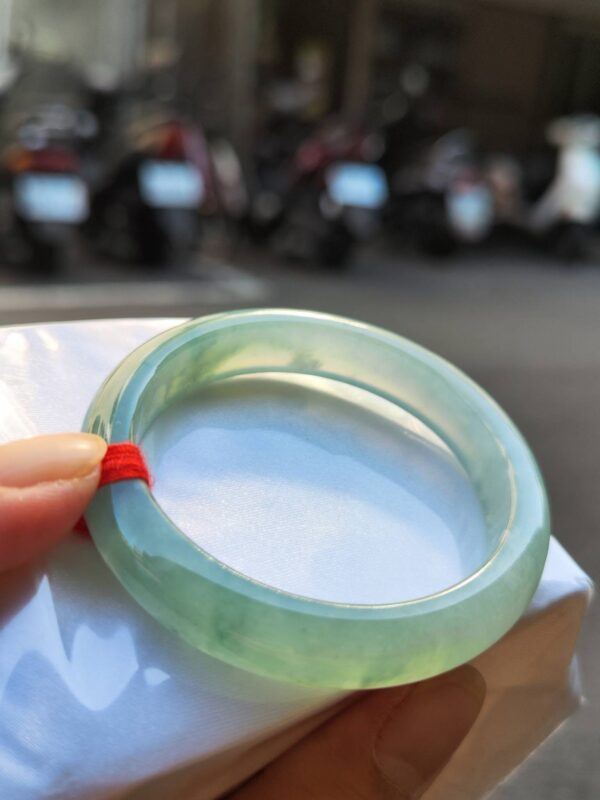 img_9374 🌸 冰玻微起光正圈手鐲 天然緬甸玉A貨 🌸