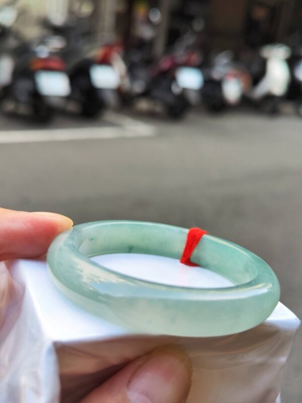 img_9378 🌸 冰玻微起光正圈手鐲 天然緬甸玉A貨 🌸