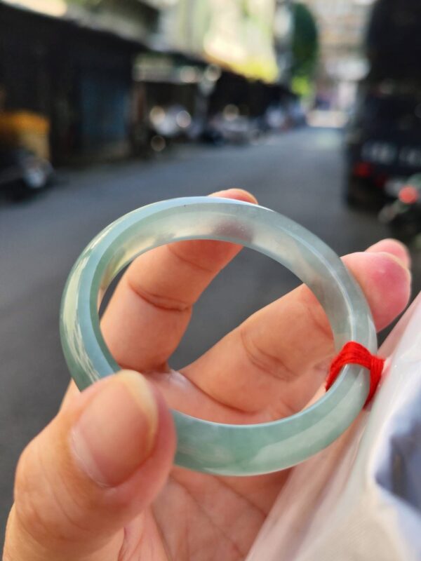 img_9382 🌸 冰玻微起光正圈手鐲 天然緬甸玉A貨 🌸