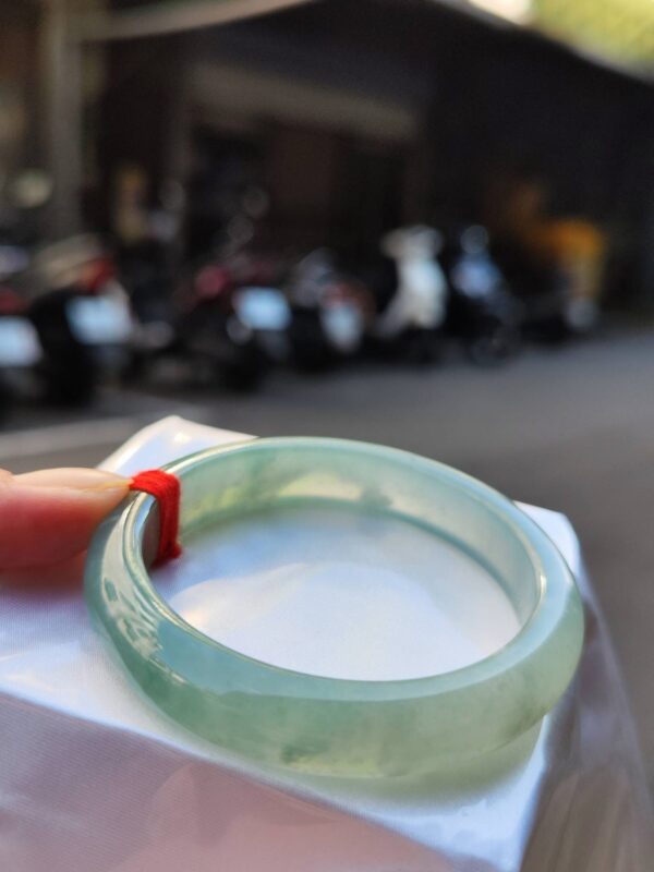 img_9384 🌸 冰玻微起光正圈手鐲 天然緬甸玉A貨 🌸