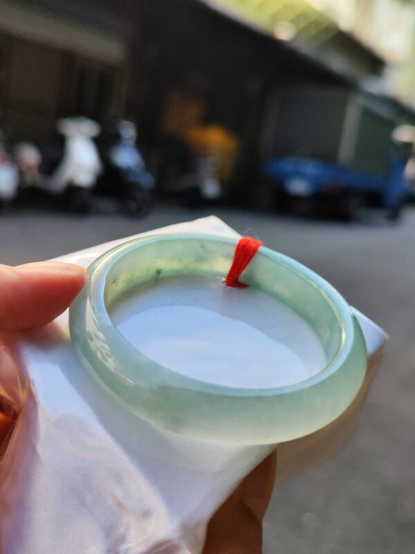 img_9385 🌸 冰玻微起光正圈手鐲 天然緬甸玉A貨 🌸