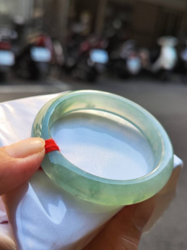 img_9390 🌸 冰玻微起光正圈手鐲 天然緬甸玉A貨 🌸