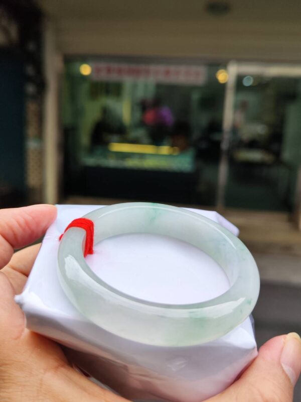 img_9423 🌸 放光玻璃種飄綠花正圈厚庄手鐲 天然緬甸玉A貨 🌸