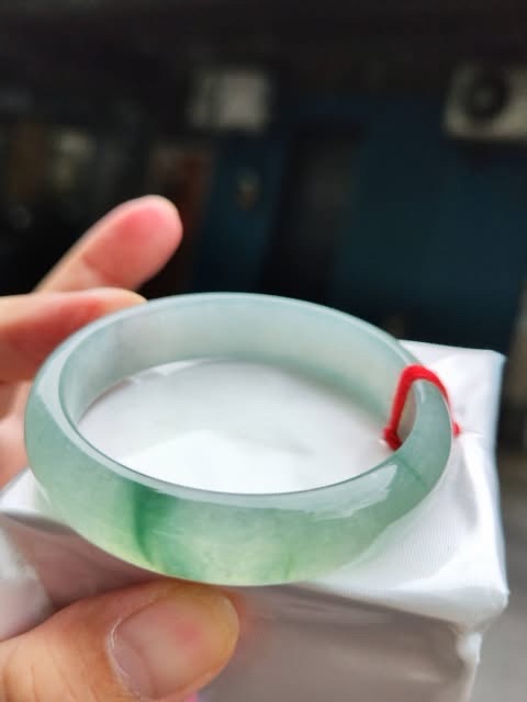 🌸  冰玻飄綠花正圈寬版手鐲  天然緬甸玉A貨 🌸