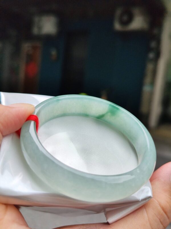 🌸  冰玻飄綠花正圈寬版手鐲  天然緬甸玉A貨 🌸