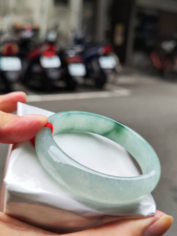 🌸  冰玻飄綠花正圈寬版手鐲  天然緬甸玉A貨 🌸