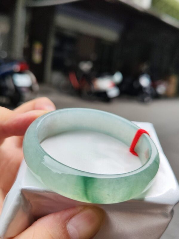 🌸  冰玻飄綠花正圈寬版手鐲  天然緬甸玉A貨 🌸