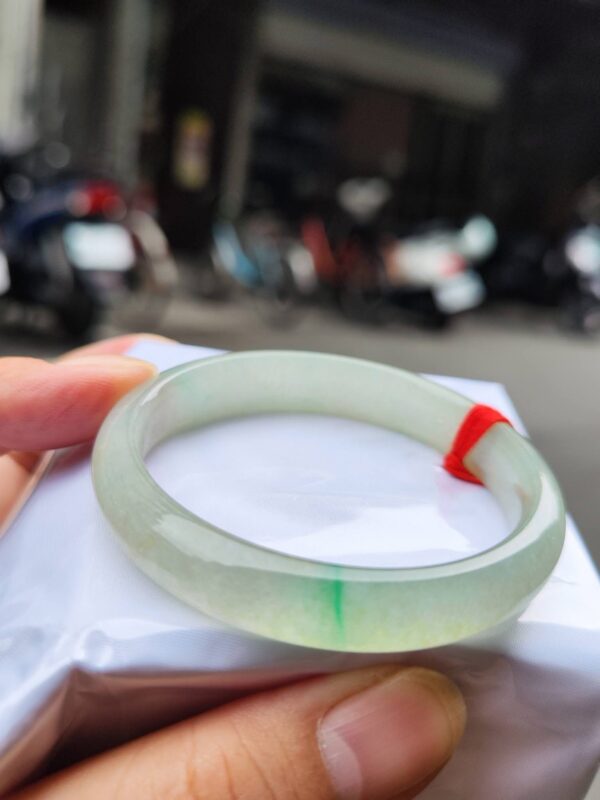 🌸  玻璃種飄陽綠正圈手鐲  天然緬甸玉A貨 🌸