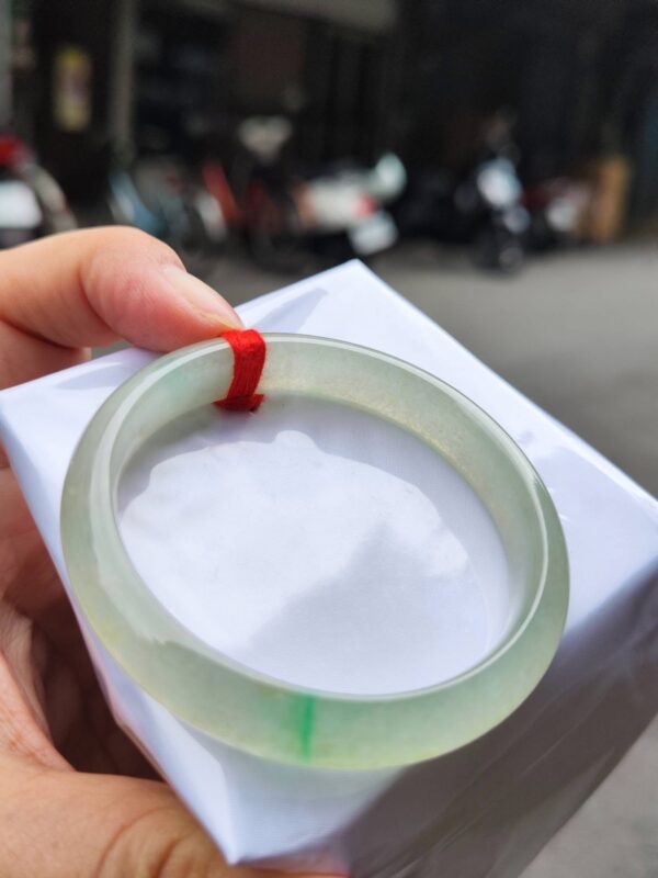 🌸  玻璃種飄陽綠正圈手鐲  天然緬甸玉A貨 🌸