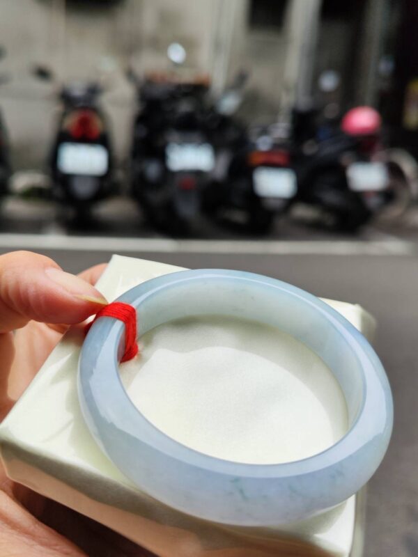 🌸冰透紫羅蘭飄花正圈手鐲  天然緬甸玉A貨 🌸