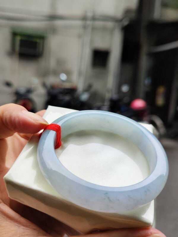 🌸冰透紫羅蘭飄花正圈手鐲  天然緬甸玉A貨 🌸