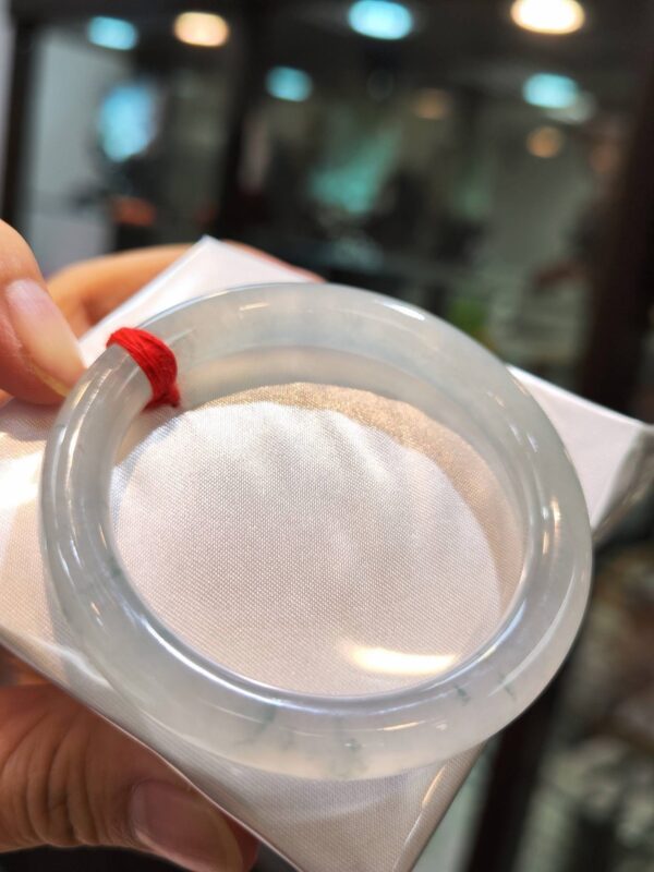 🌸  放光玻璃種飄花圓骨手鐲  天然緬甸玉A貨 🌸