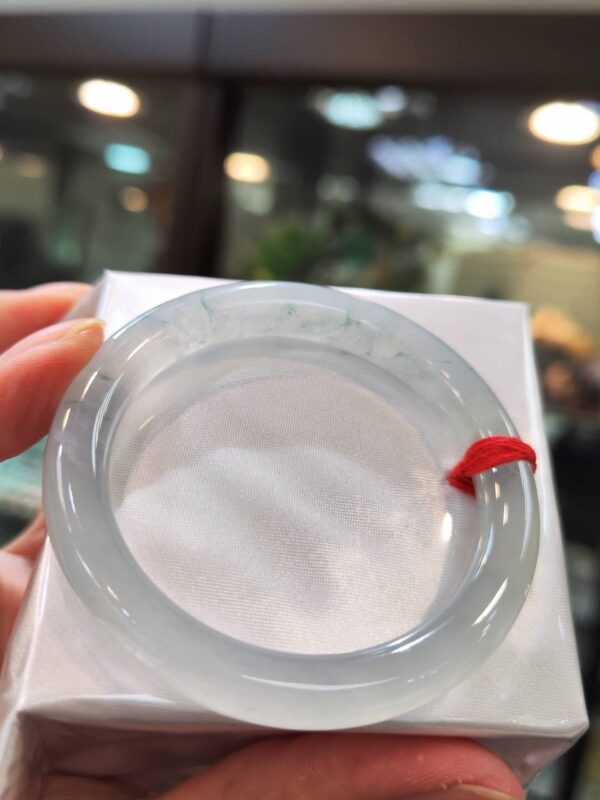 🌸  放光玻璃種飄花圓骨手鐲  天然緬甸玉A貨 🌸