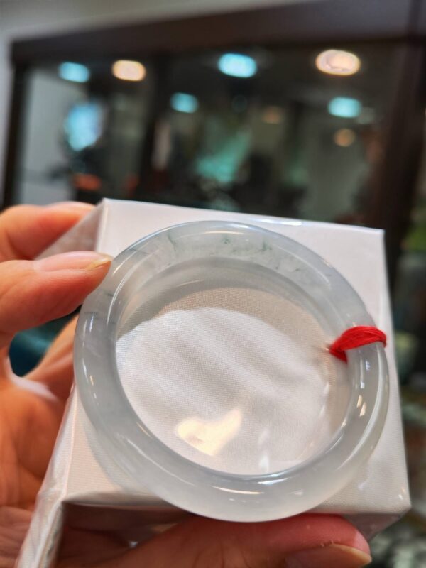 🌸  放光玻璃種飄花圓骨手鐲  天然緬甸玉A貨 🌸