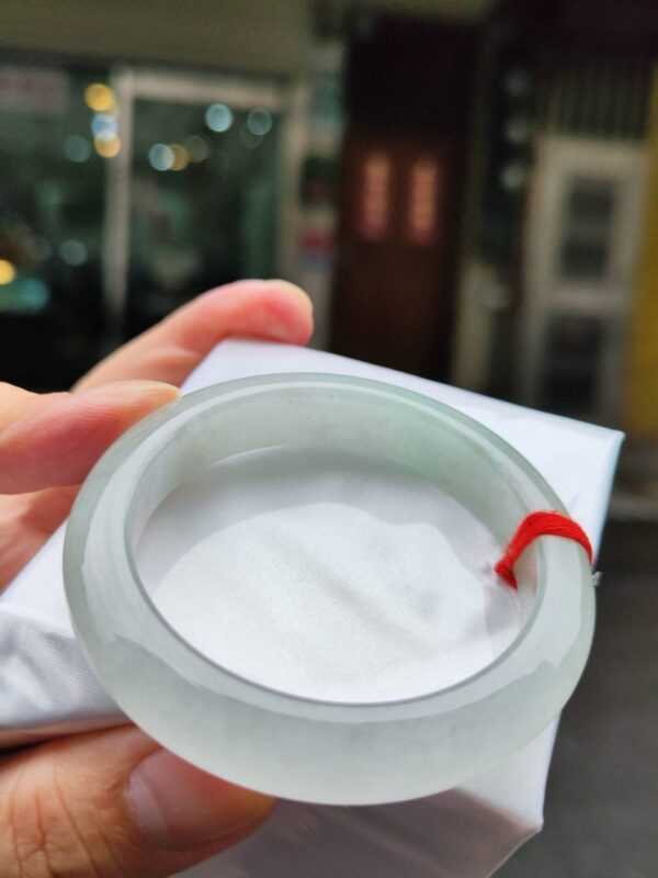 🌸  冰種飄淡綠正圈厚庄手鐲  天然緬甸玉A貨 🌸