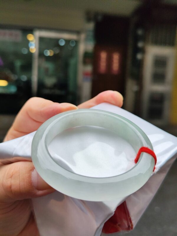 🌸  冰種飄淡綠正圈厚庄手鐲  天然緬甸玉A貨 🌸
