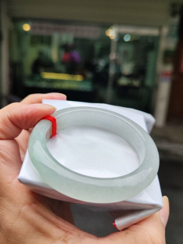 🌸  冰種飄淡綠正圈厚庄手鐲  天然緬甸玉A貨 🌸