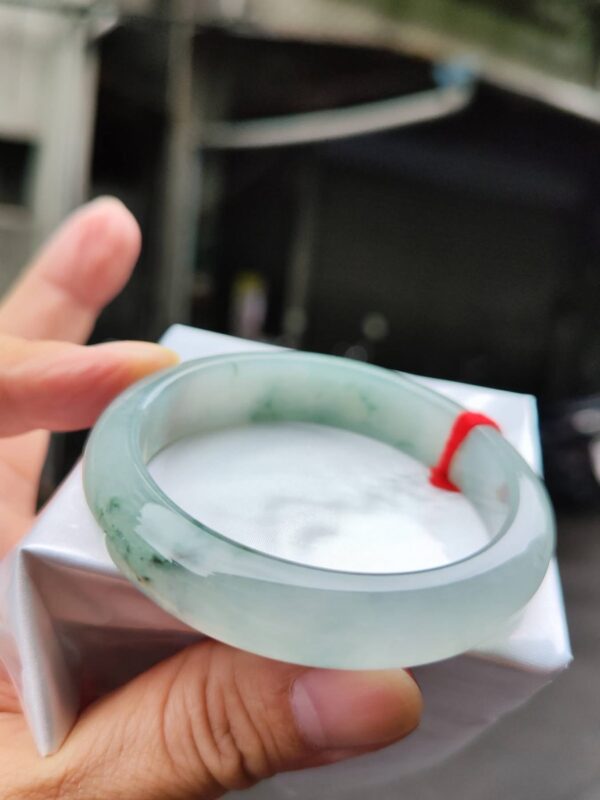 🌸  冰玻飄花正圈手鐲  天然緬甸玉A貨 🌸