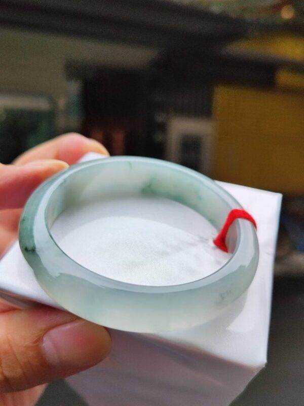 🌸  冰玻飄花正圈手鐲  天然緬甸玉A貨 🌸